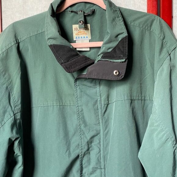 10,000 Ft Above Sea Level Men’s Green Full Zip Lightweight Jacket (XL) - Picture 4 of 14